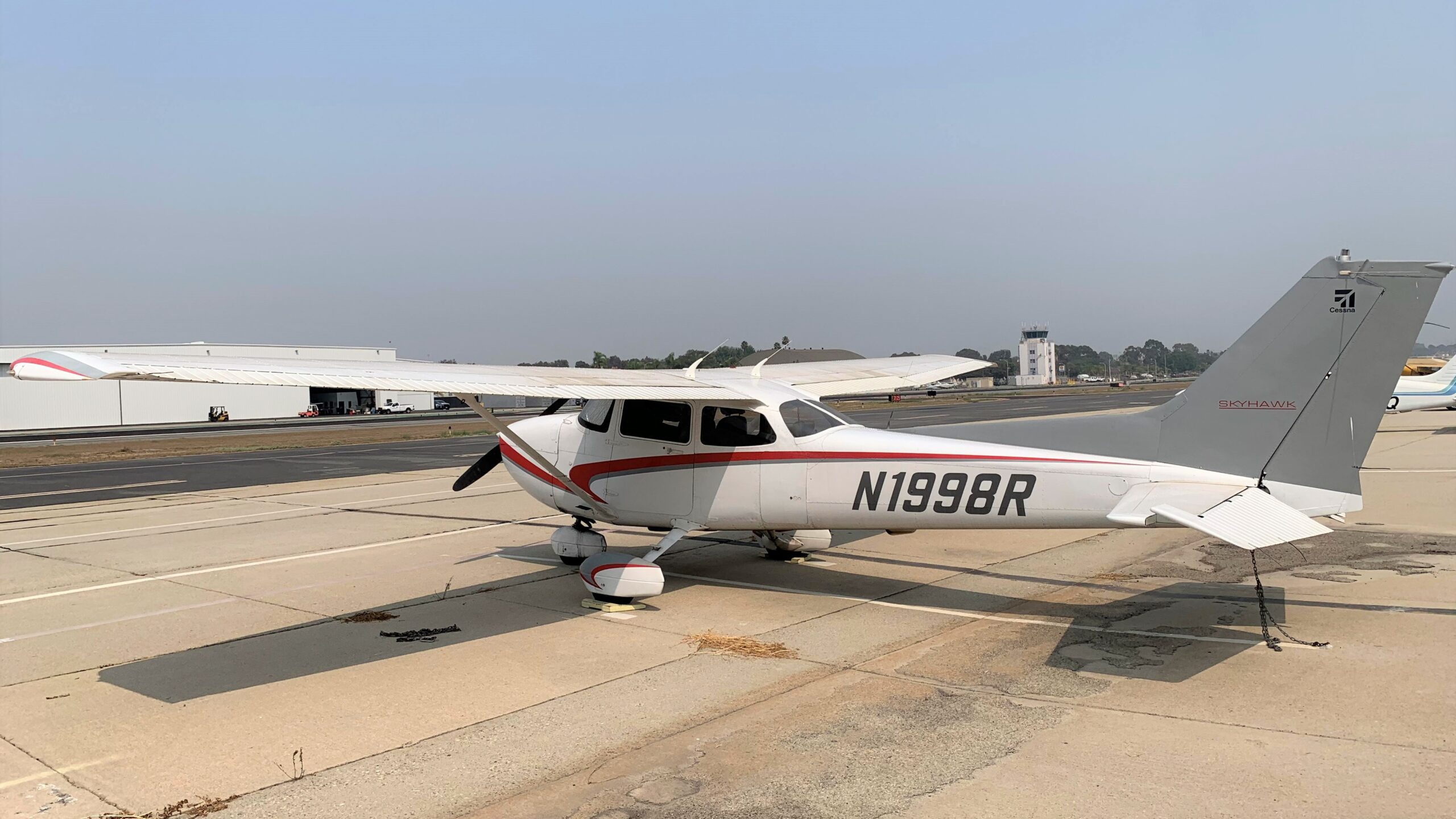 N1998R – 1998 Cessna 172R